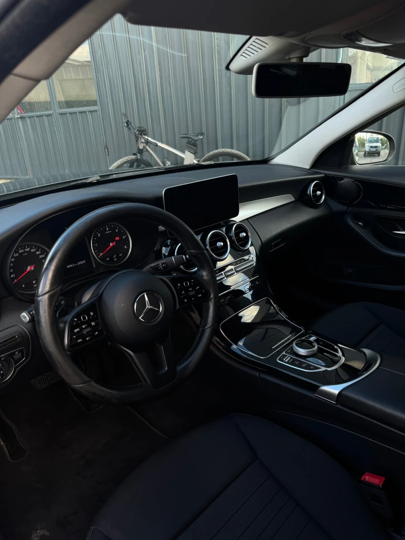 Mercedes-Benz C 180, снимка 6 - Автомобили и джипове - 53013877