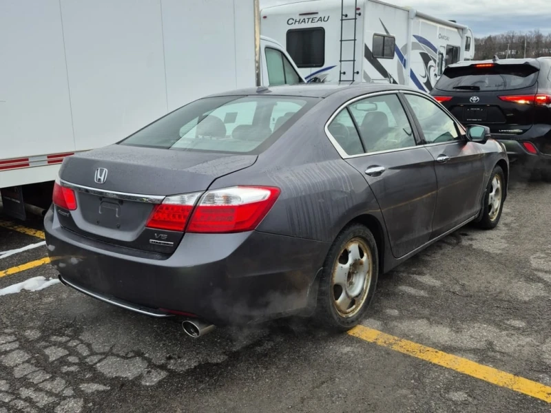 Honda Accord * Touring * CARFAX * БЕЗ ПЪРВОНАЧАЛНА ВНОСКА, снимка 3 - Автомобили и джипове - 53056802