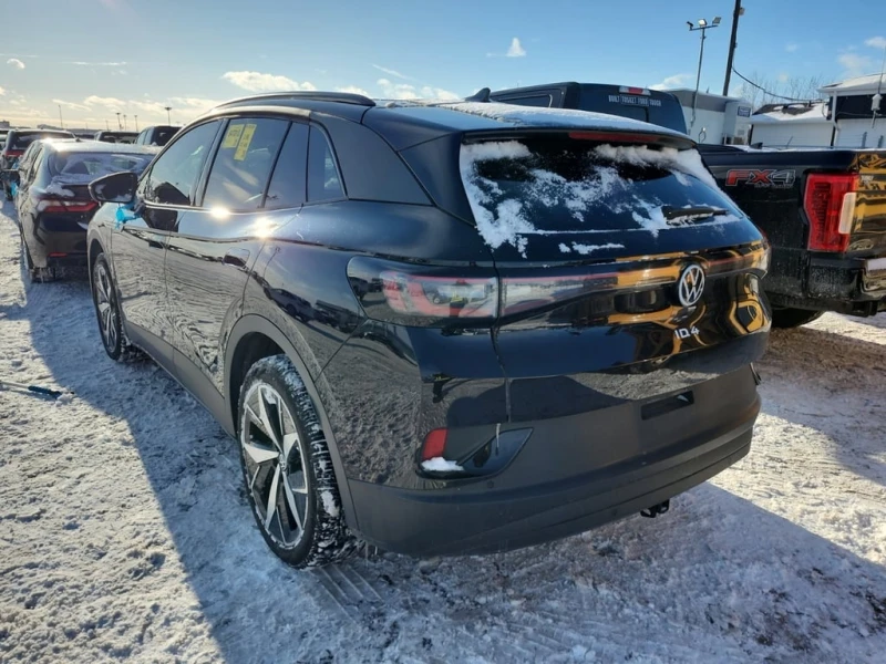 VW ID.4  PRO S * PANO* Heated &Cooled Seats, снимка 4 - Автомобили и джипове - 53468511