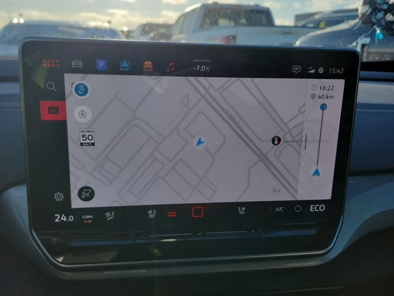 VW ID.4  PRO S * PANO* Heated &Cooled Seats, снимка 10 - Автомобили и джипове - 53468511