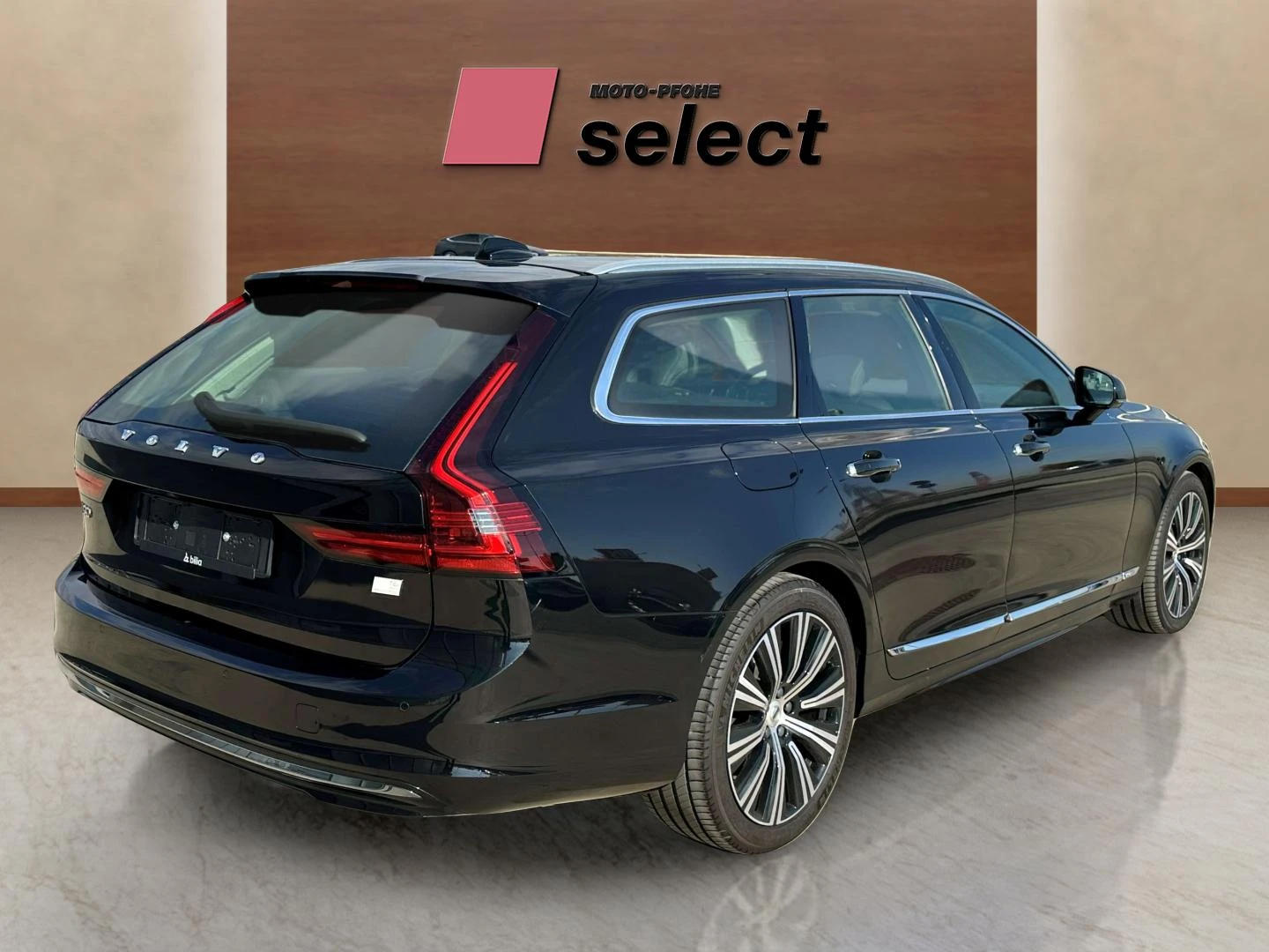 Volvo V90 Cross Country 2.0 - изображение 5