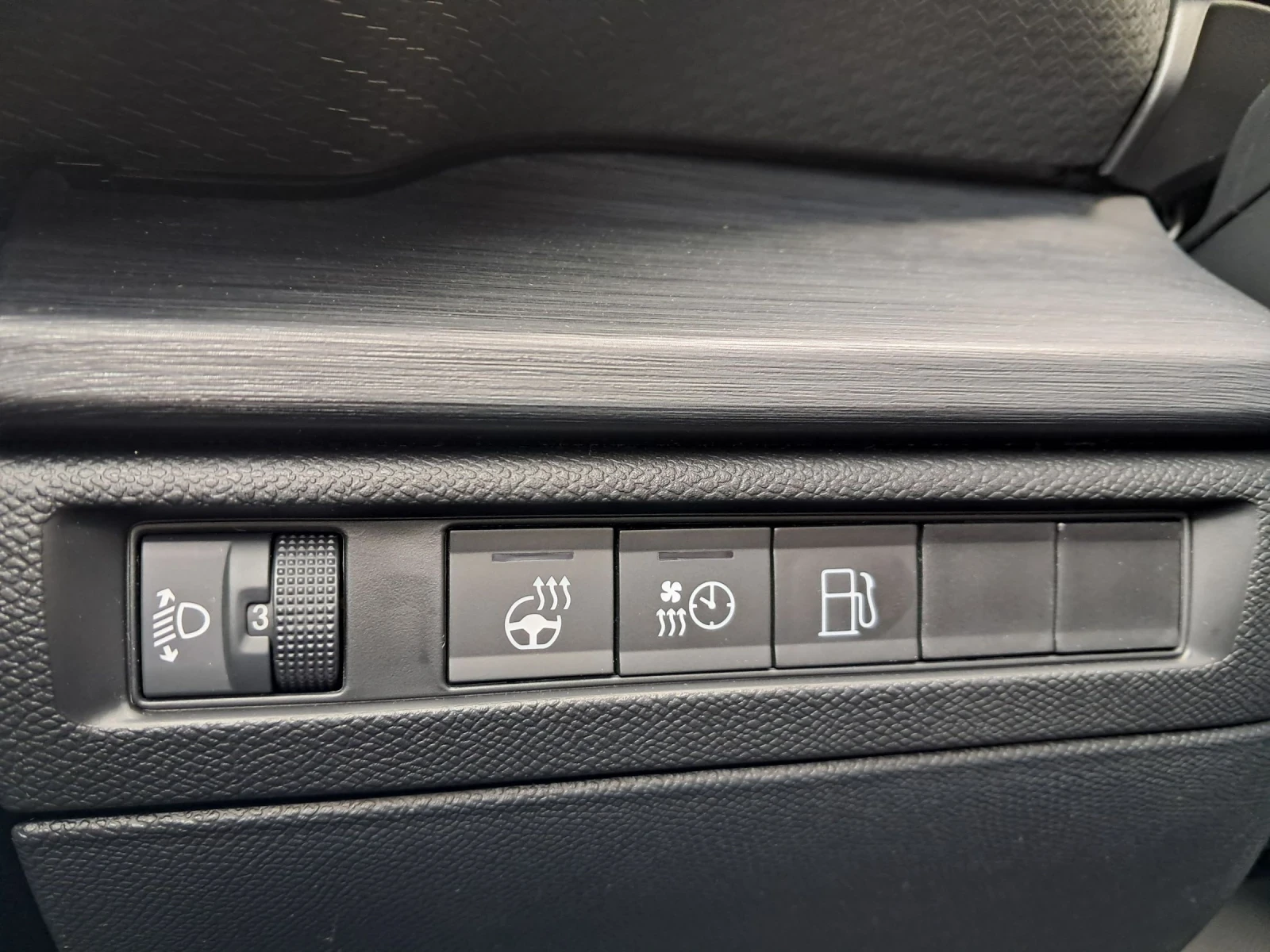Citroen C5X 1.6 Plug-in hybrid  - изображение 9