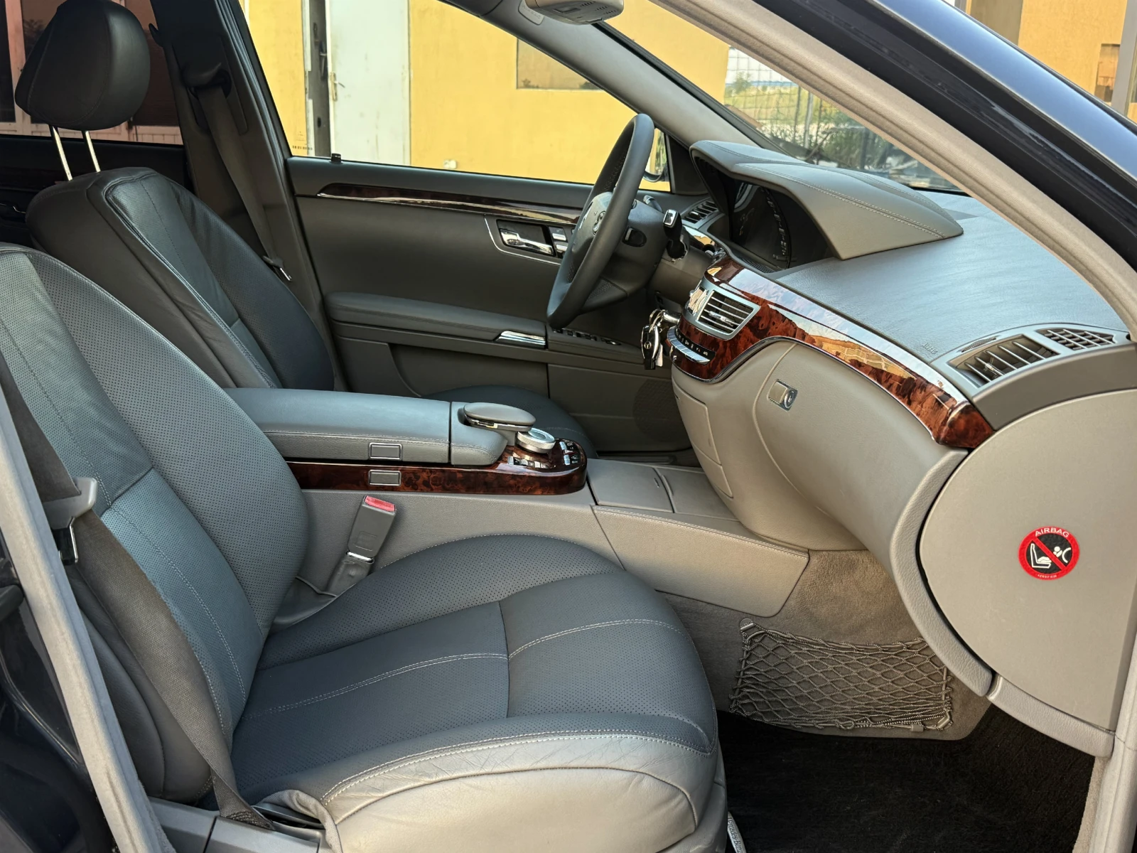 Mercedes-Benz S 320 LONG/SOFT CLOSE/63 AMG/ПОДГРЯВАНЕ/ОБДУХВАНЕ/ - изображение 10