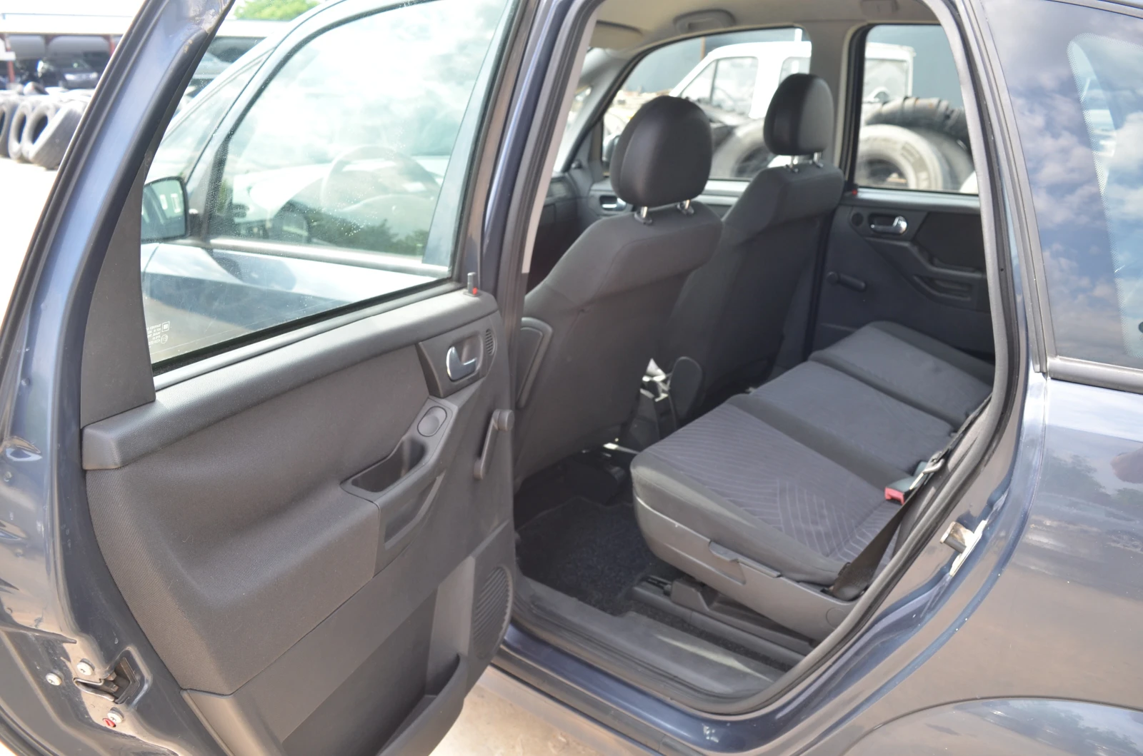 Opel Meriva 1.3  - изображение 8