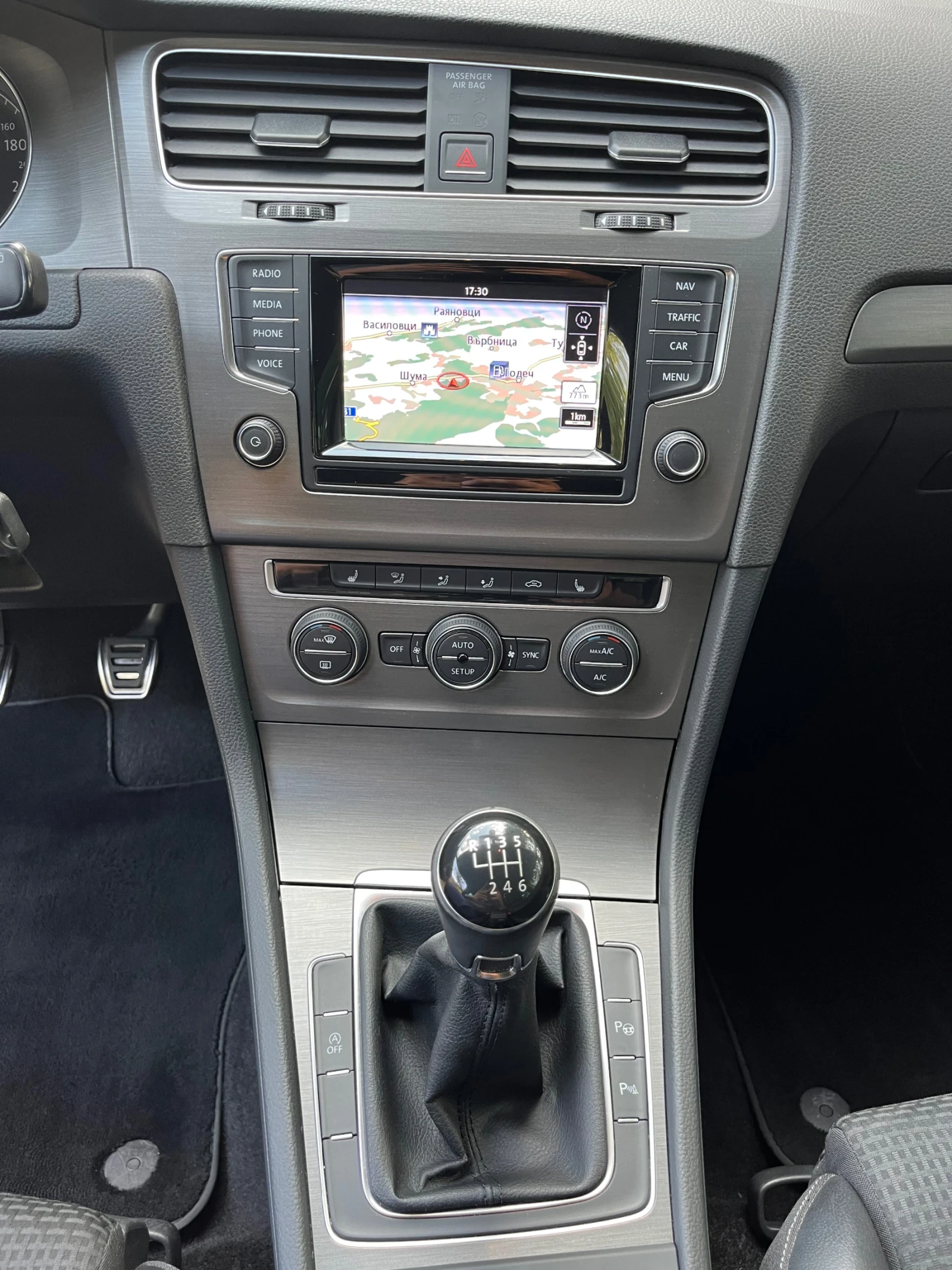 VW Golf  - изображение 10