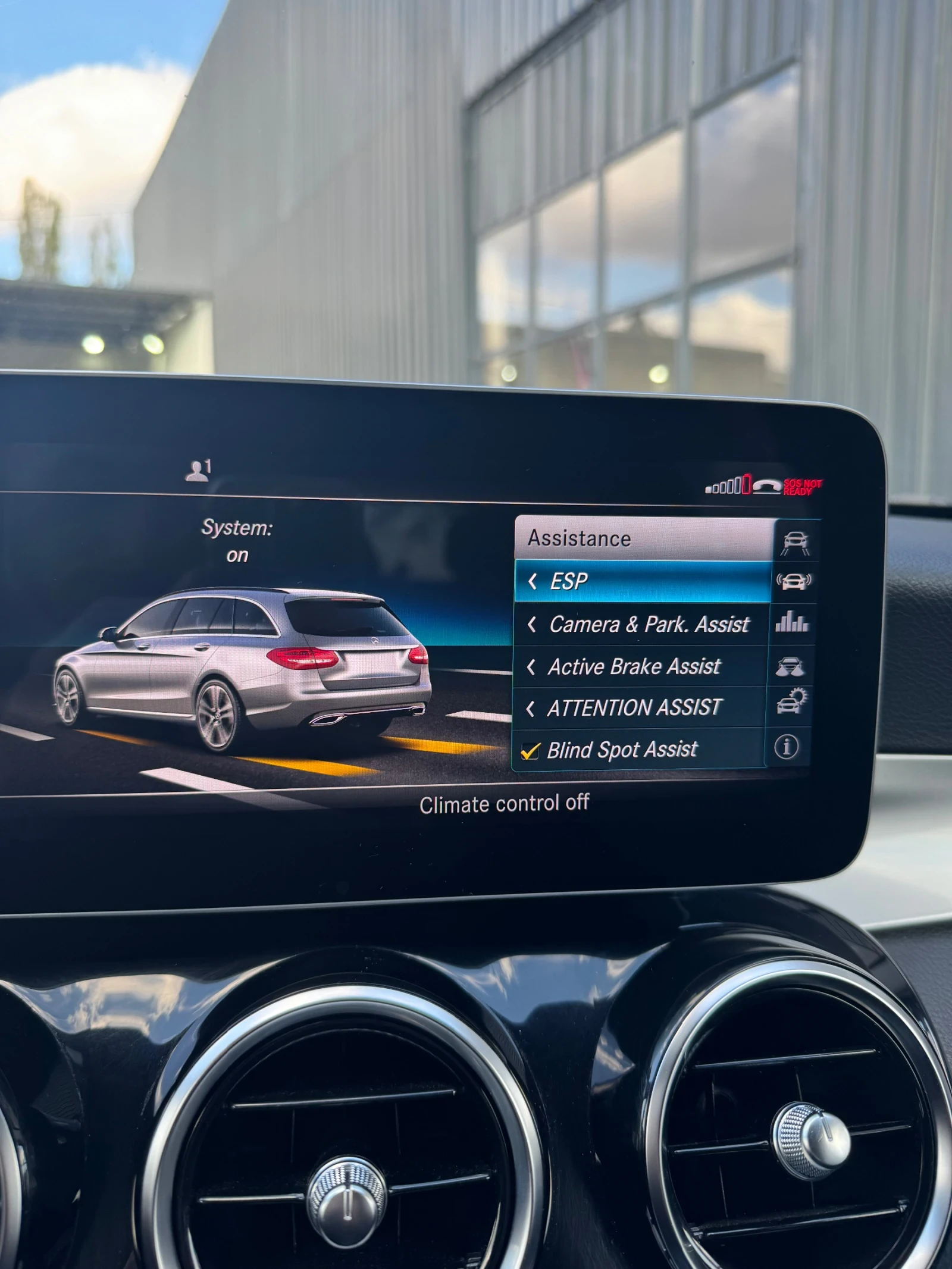 Mercedes-Benz C 180  - изображение 7