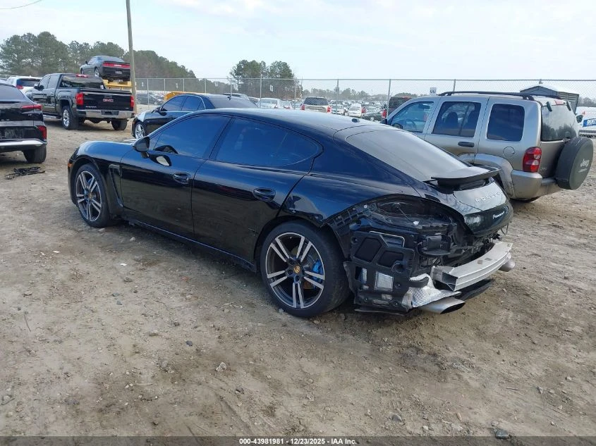 Porsche Panamera 4 AWD* Bose* подгрев* обдухване* KEYLESS* шибидах* - изображение 4