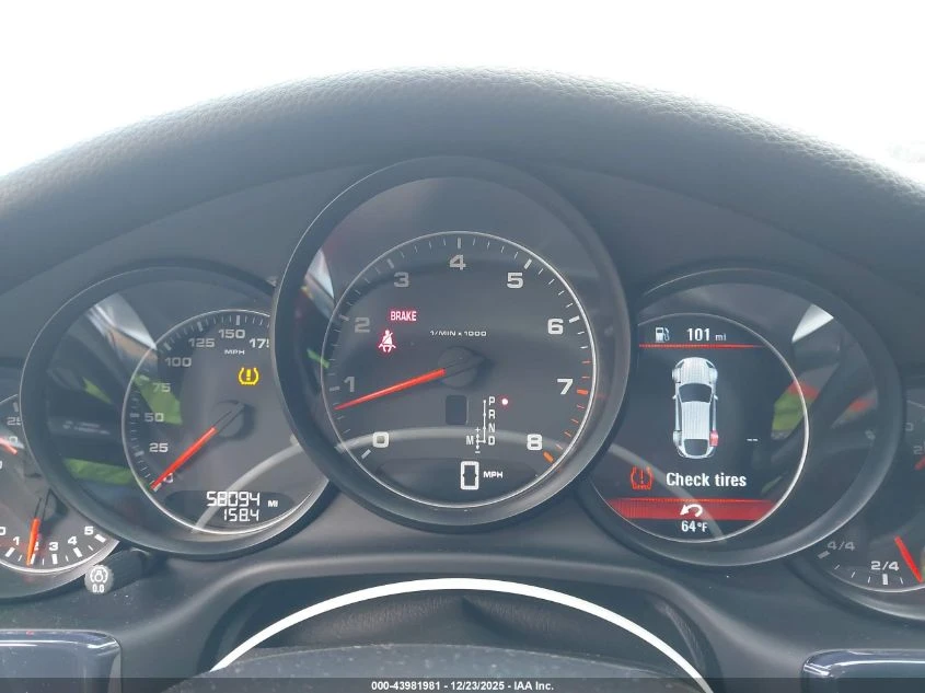 Porsche Panamera 4 AWD* Bose* подгрев* обдухване* KEYLESS* шибидах* - изображение 9