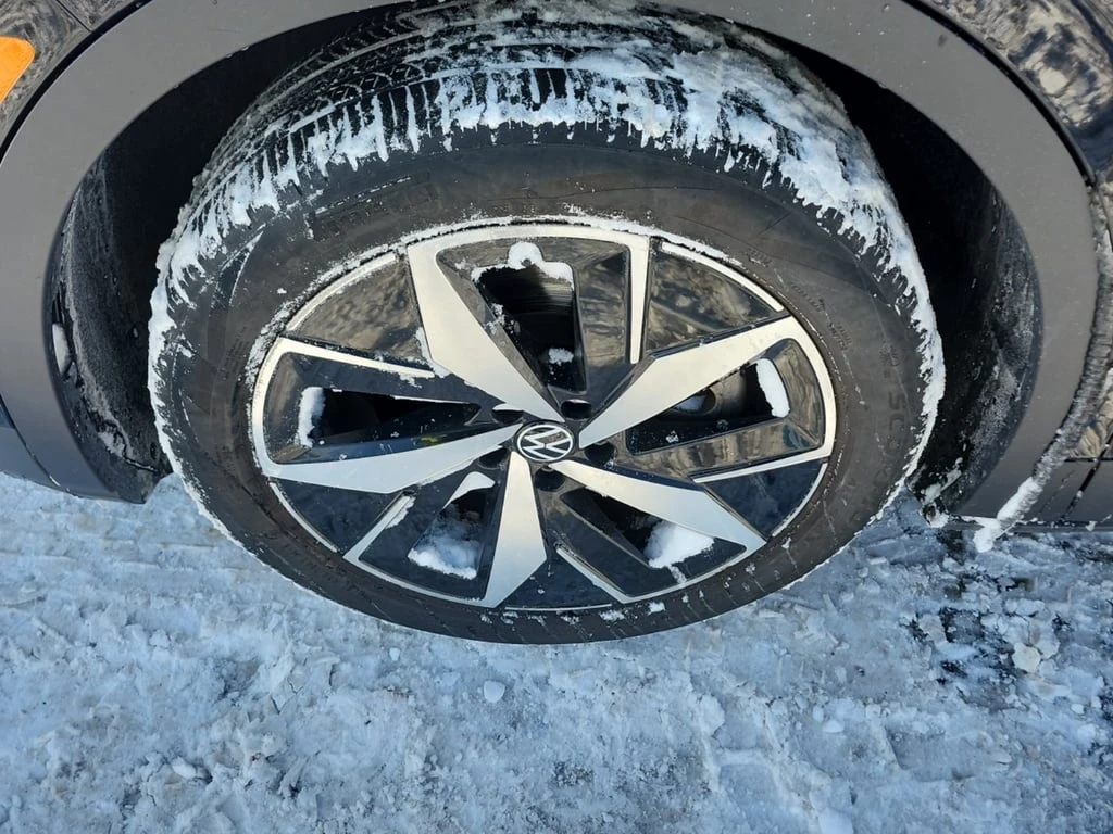 VW ID.4  PRO S * PANO* Heated &Cooled Seats - изображение 6