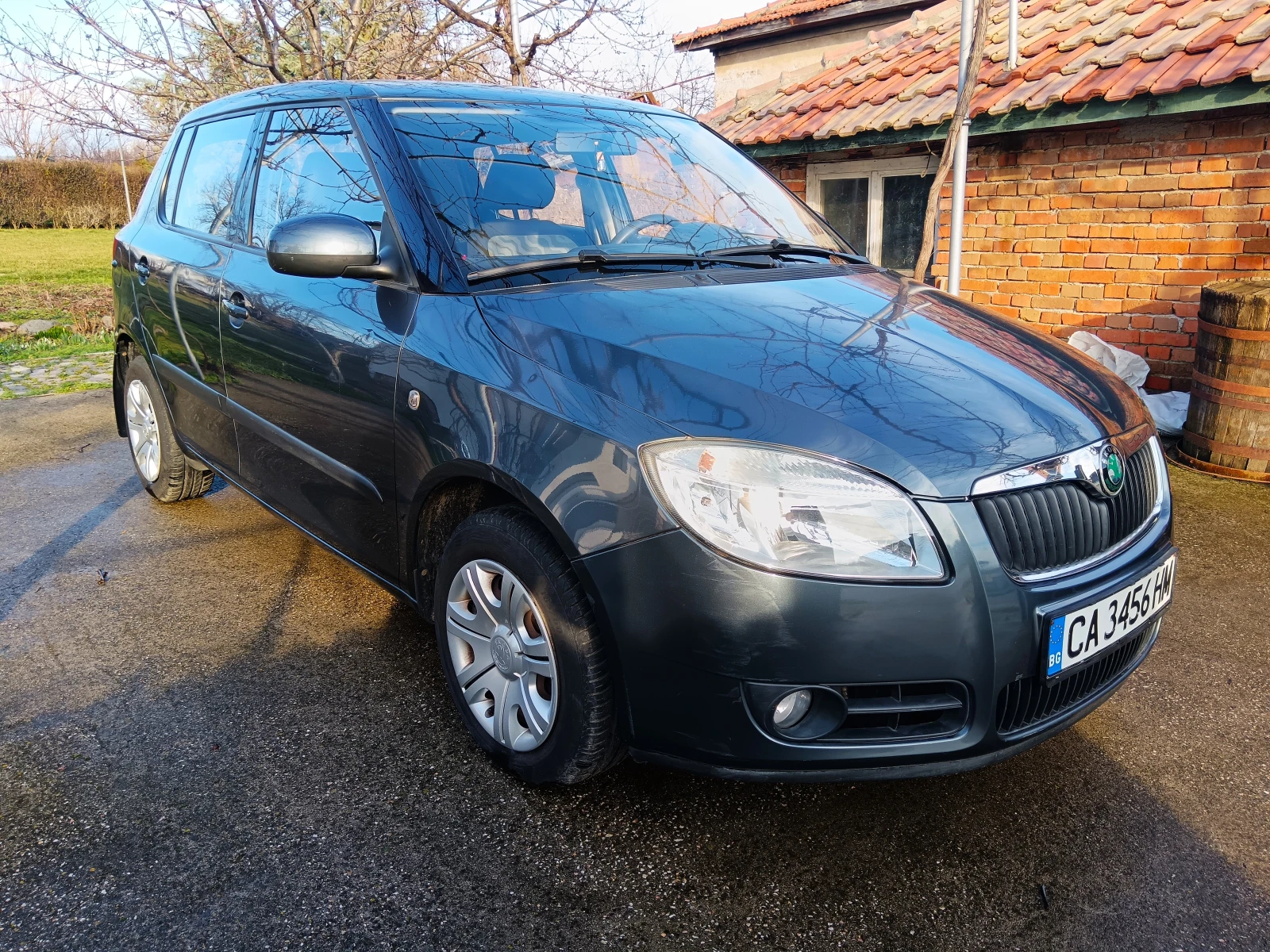 Skoda Fabia 1.2 HTP - изображение 2