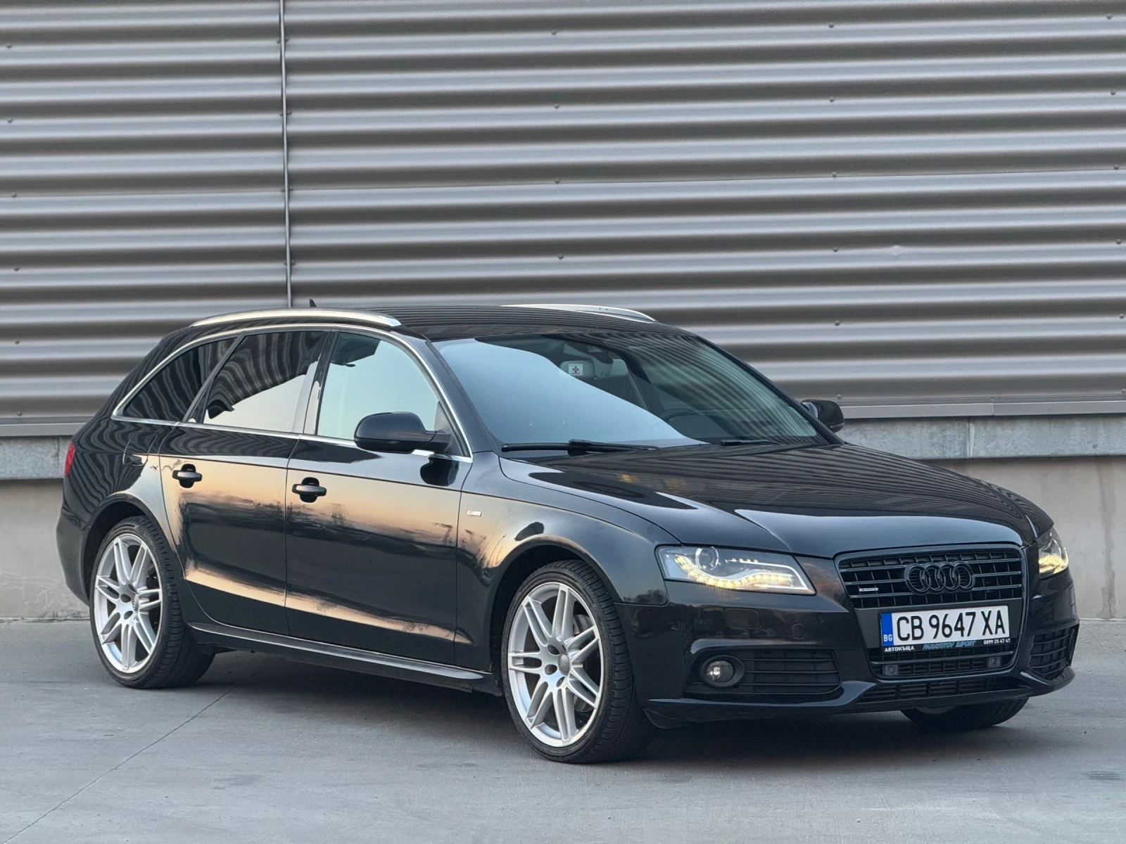 Audi A4 B8 2.0 TDI 170 HP QUATTRO AVANT 2010 Г. РЪЧКА