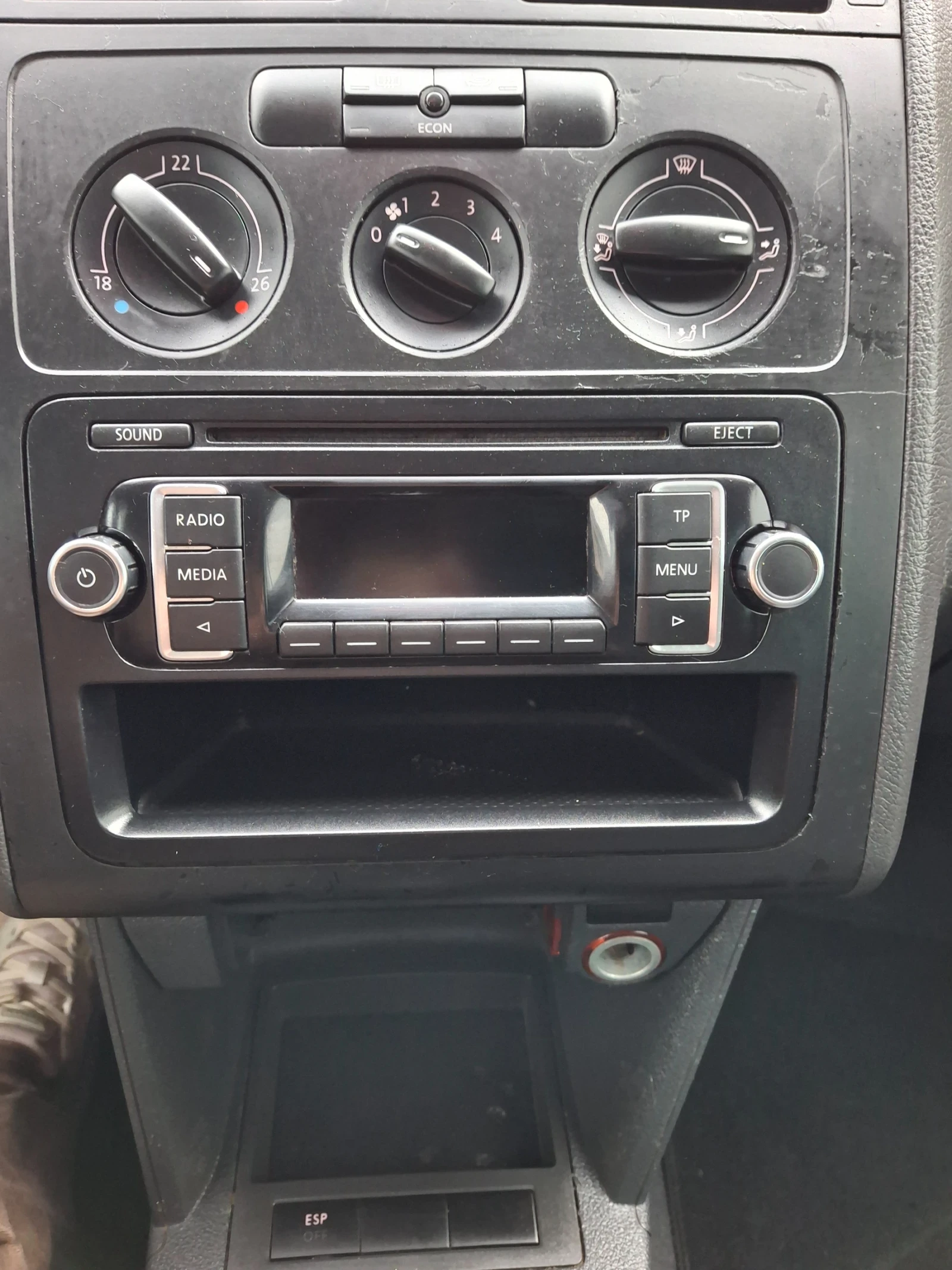 VW Touran 1.6 GERMANY , снимка 12 - Автомобили и джипове - 54038121