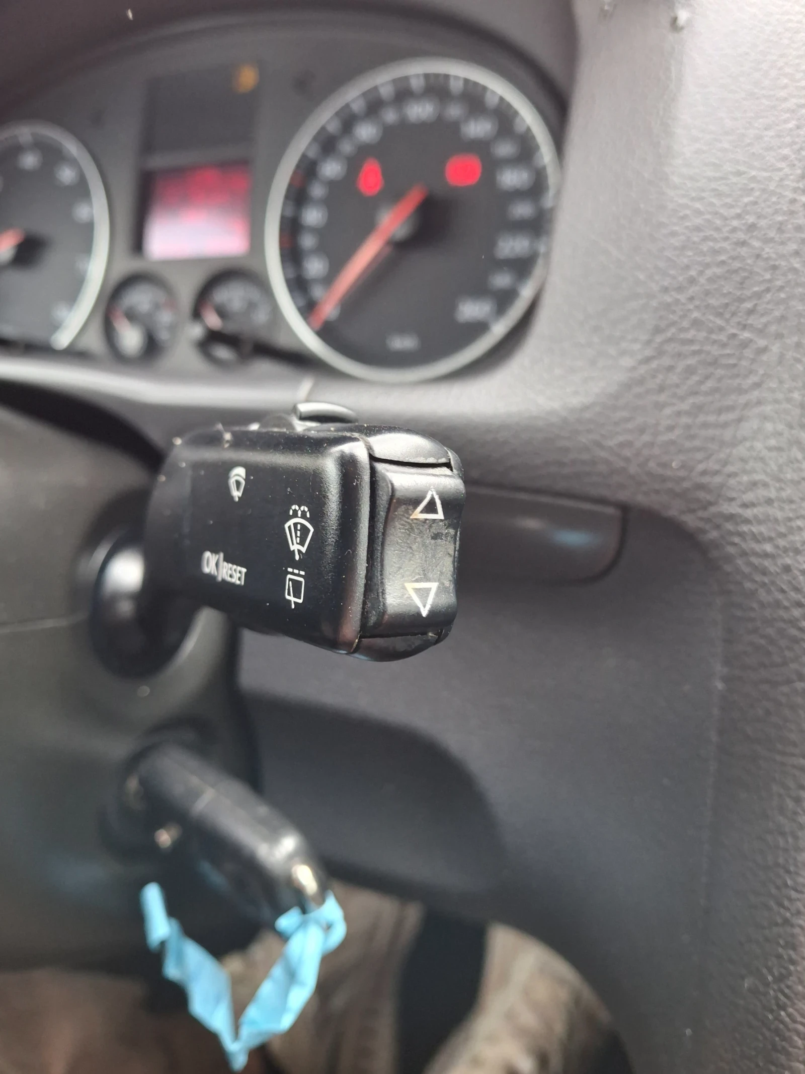 VW Touran 1.6 GERMANY , снимка 11 - Автомобили и джипове - 54038121