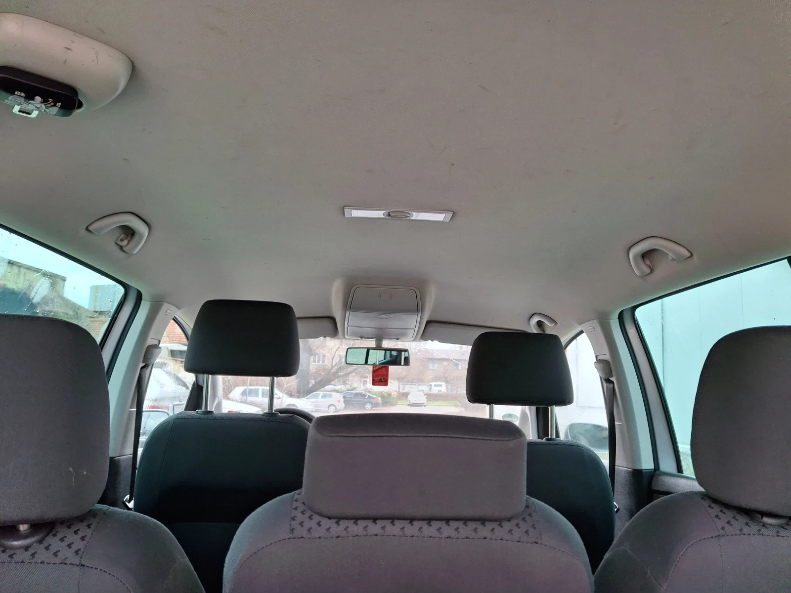 VW Touran 1.6 GERMANY , снимка 5 - Автомобили и джипове - 54038121