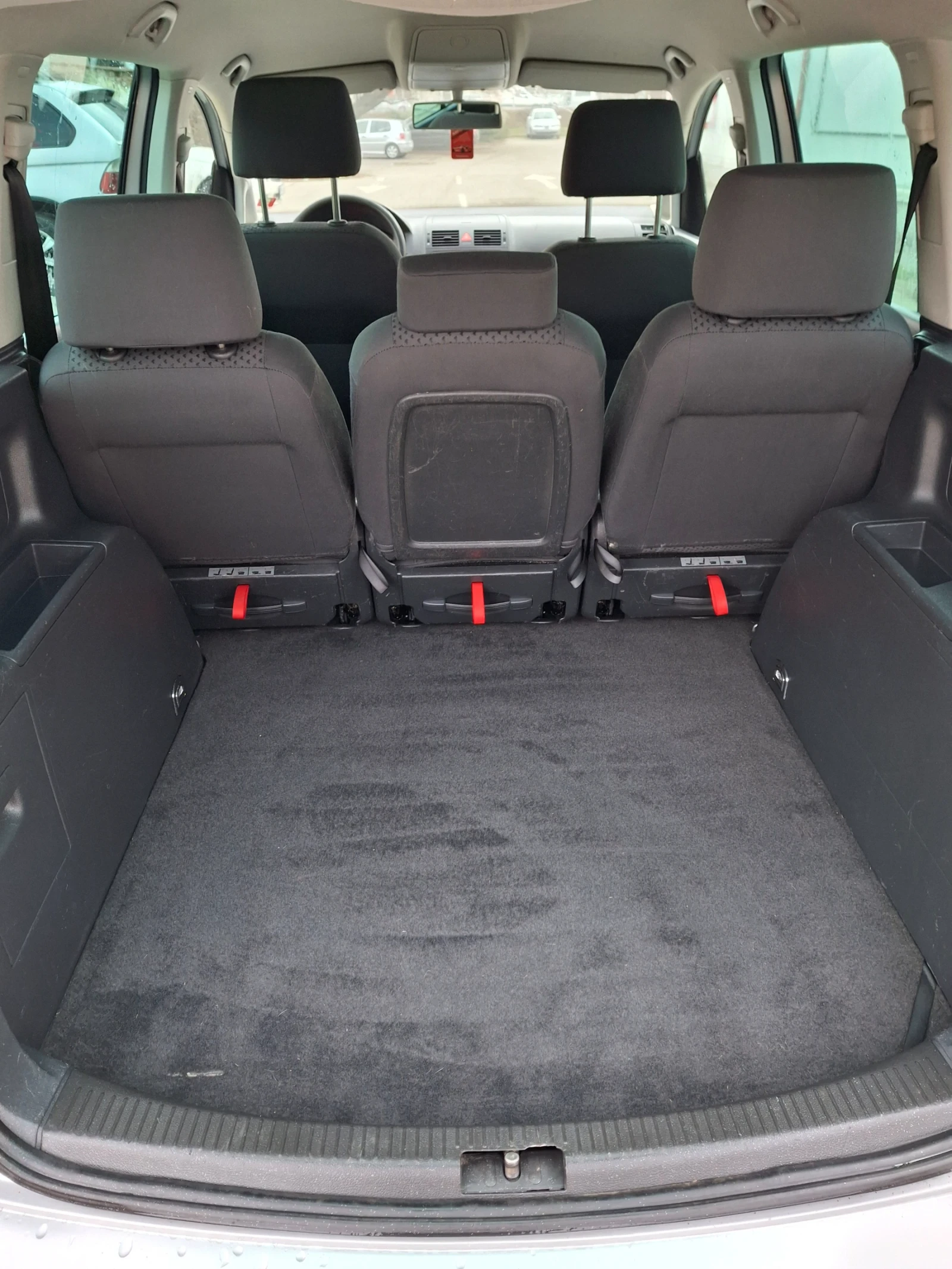 VW Touran 1.6 GERMANY , снимка 4 - Автомобили и джипове - 54038121