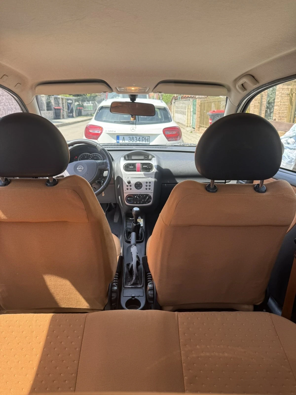 Opel Corsa 1.2 Топ състояние!, снимка 7 - Автомобили и джипове - 54371939