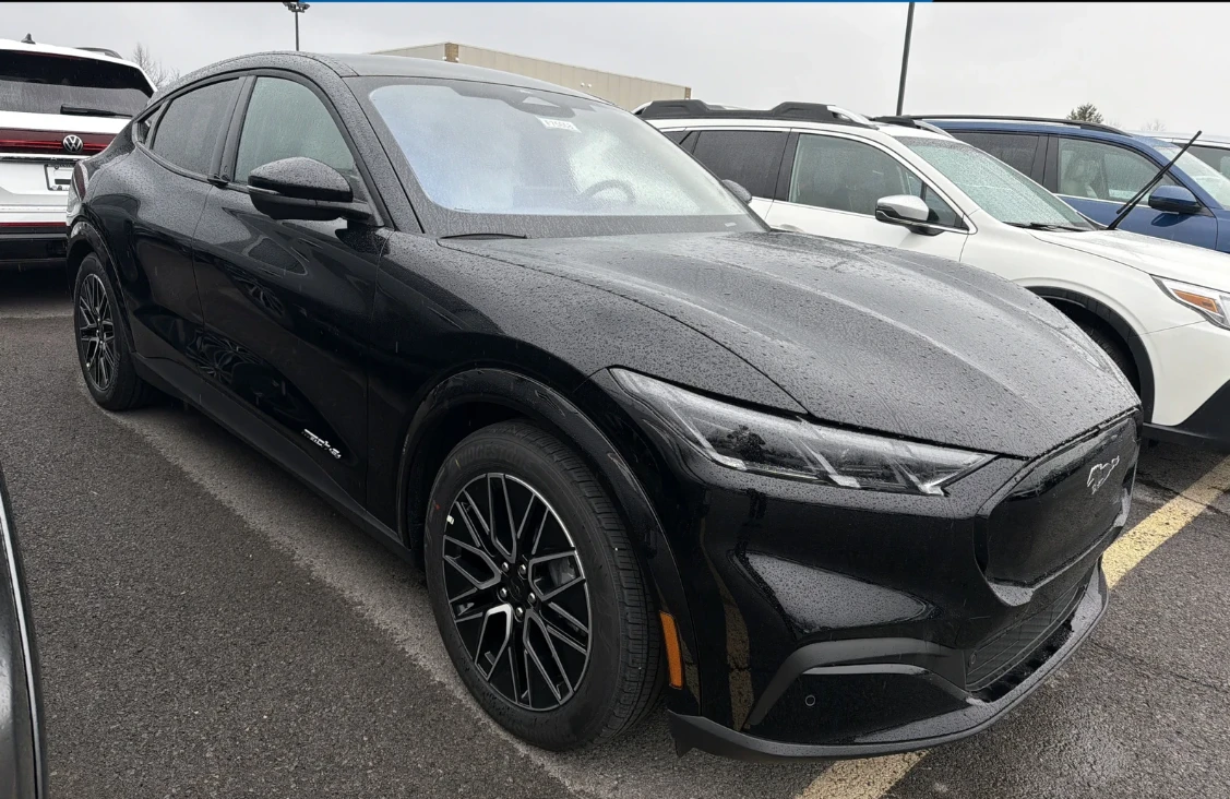 Ford Mustang Mach-E Premium 4x4