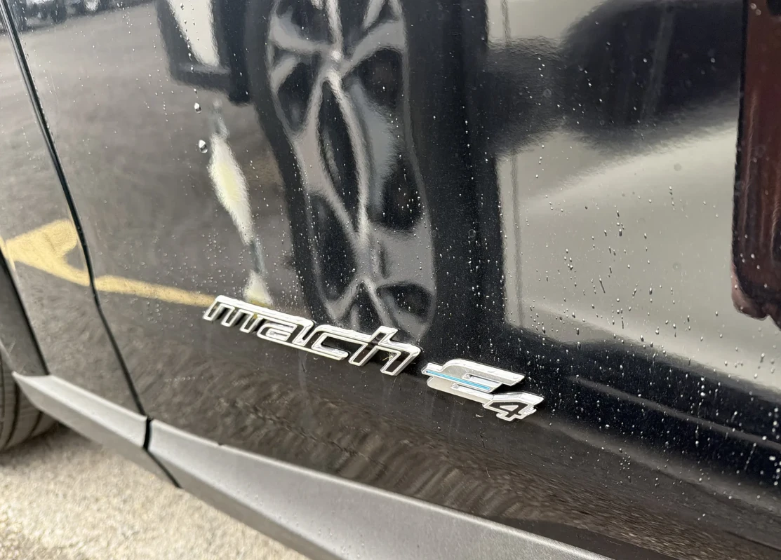 Ford Mustang Mach-E Premium 4x4, снимка 6 - Автомобили и джипове - 54403166