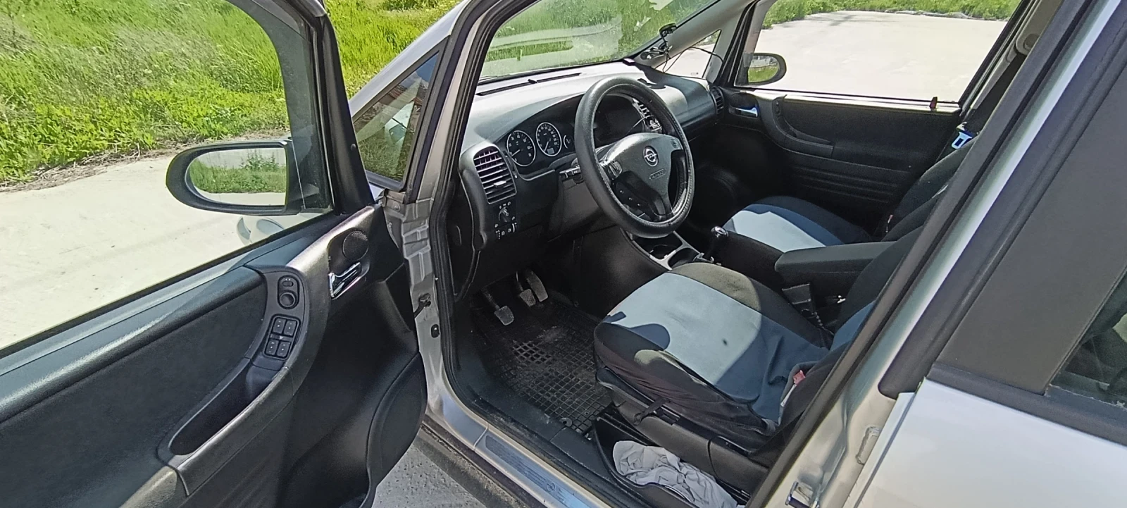 Opel Zafira, снимка 10 - Автомобили и джипове - 54414983