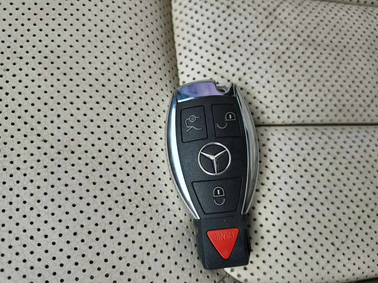 Mercedes-Benz CLS * 550 * CARFAX * ЦЕНА ДО БГ, снимка 8 - Автомобили и джипове - 54526116