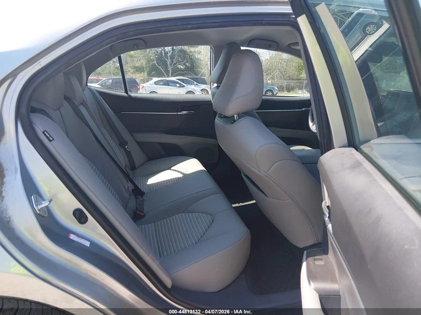 Toyota Camry 2.5L I-4 DI, DOHC, VVT, 203HP Front Wheel Drive | Mobile.bg � ����������� 8