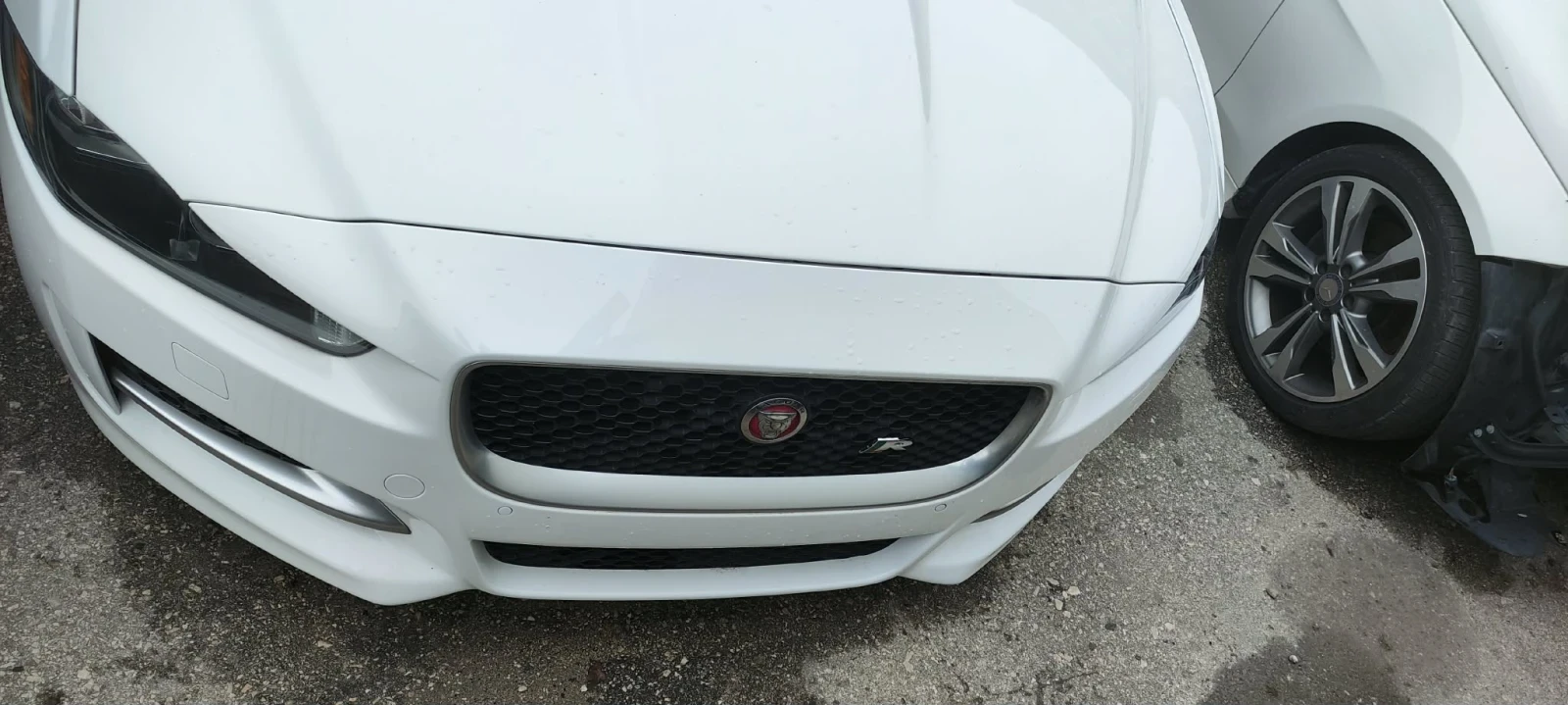 Jaguar XE, снимка 9 - Автомобили и джипове - 54808626