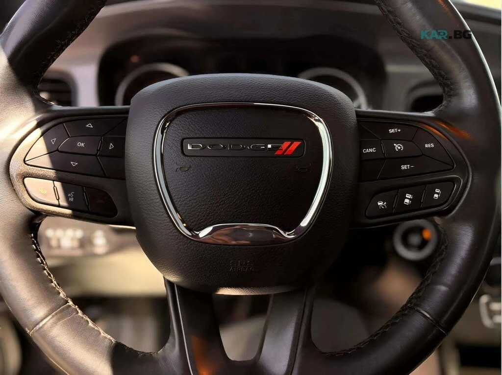 Dodge Charger * PANORAMA * AWD * Автокредит (Цена до България), снимка 13 - Автомобили и джипове - 55132706