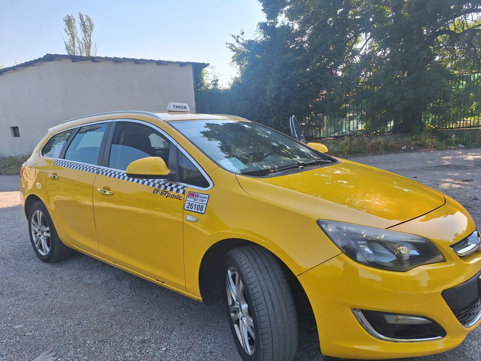 Opel Astra 1.7cdti, снимка 2 - Автомобили и джипове - 55994765