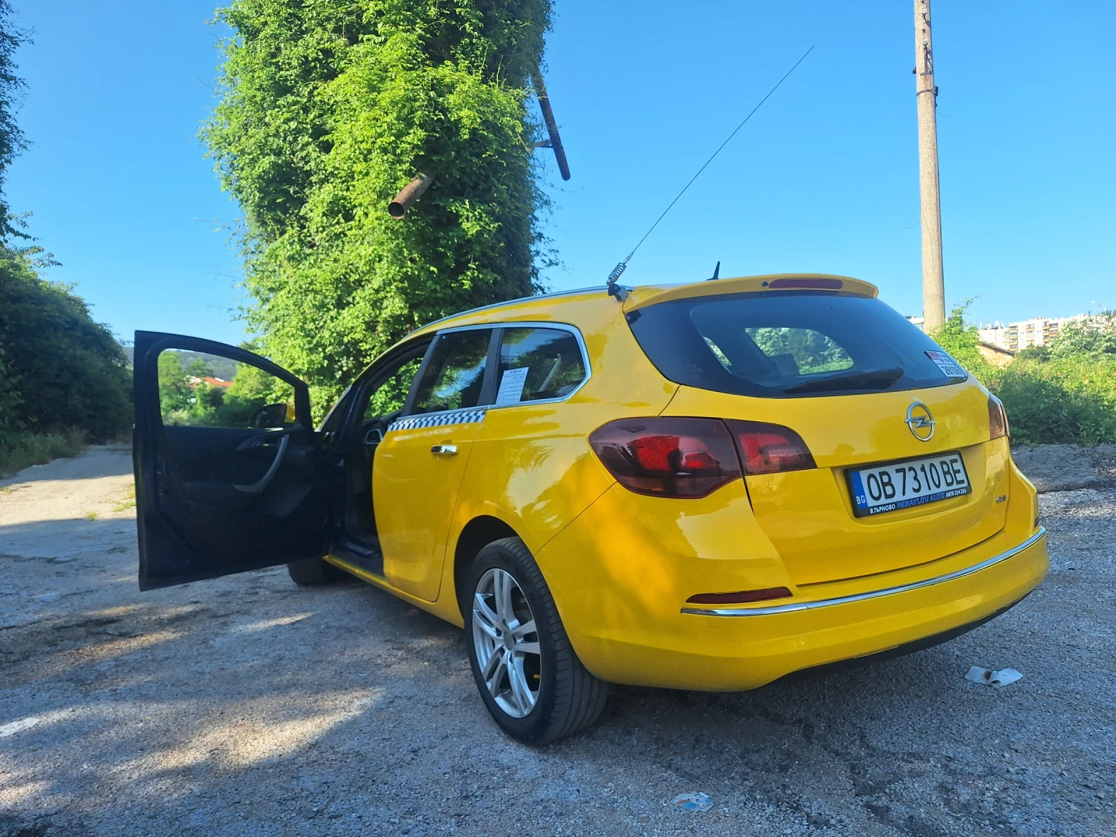 Opel Astra 1.7cdti, снимка 5 - Автомобили и джипове - 55994765