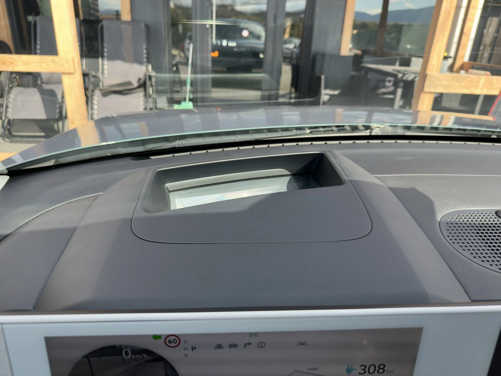 Hyundai Ioniq 5 72.6KWh/UNIQ/ГАРАНЦИЯ/360/HEADUP/BOSE/SOH100%/PANO, снимка 15 - Автомобили и джипове - 56199071