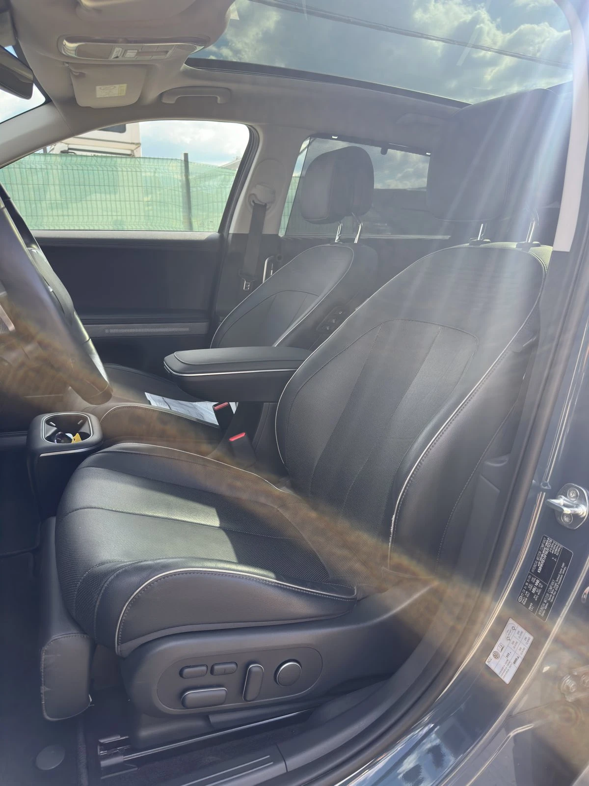 Hyundai Ioniq 5 72.6KWh/UNIQ/ГАРАНЦИЯ/360/HEADUP/BOSE/SOH100%/PANO, снимка 8 - Автомобили и джипове - 56199071