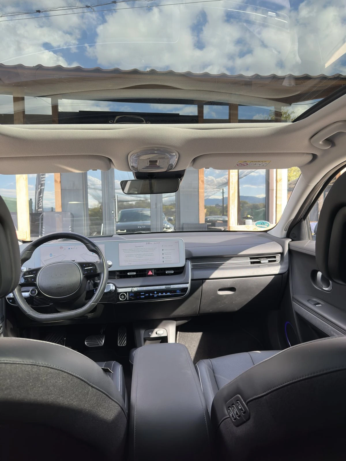 Hyundai Ioniq 5 72.6KWh/UNIQ/ГАРАНЦИЯ/360/HEADUP/BOSE/SOH100%/PANO, снимка 7 - Автомобили и джипове - 56199071
