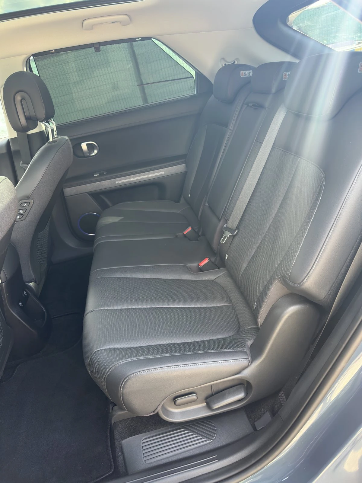 Hyundai Ioniq 5 72.6KWh/UNIQ/ГАРАНЦИЯ/360/HEADUP/BOSE/SOH100%/PANO, снимка 9 - Автомобили и джипове - 56199071