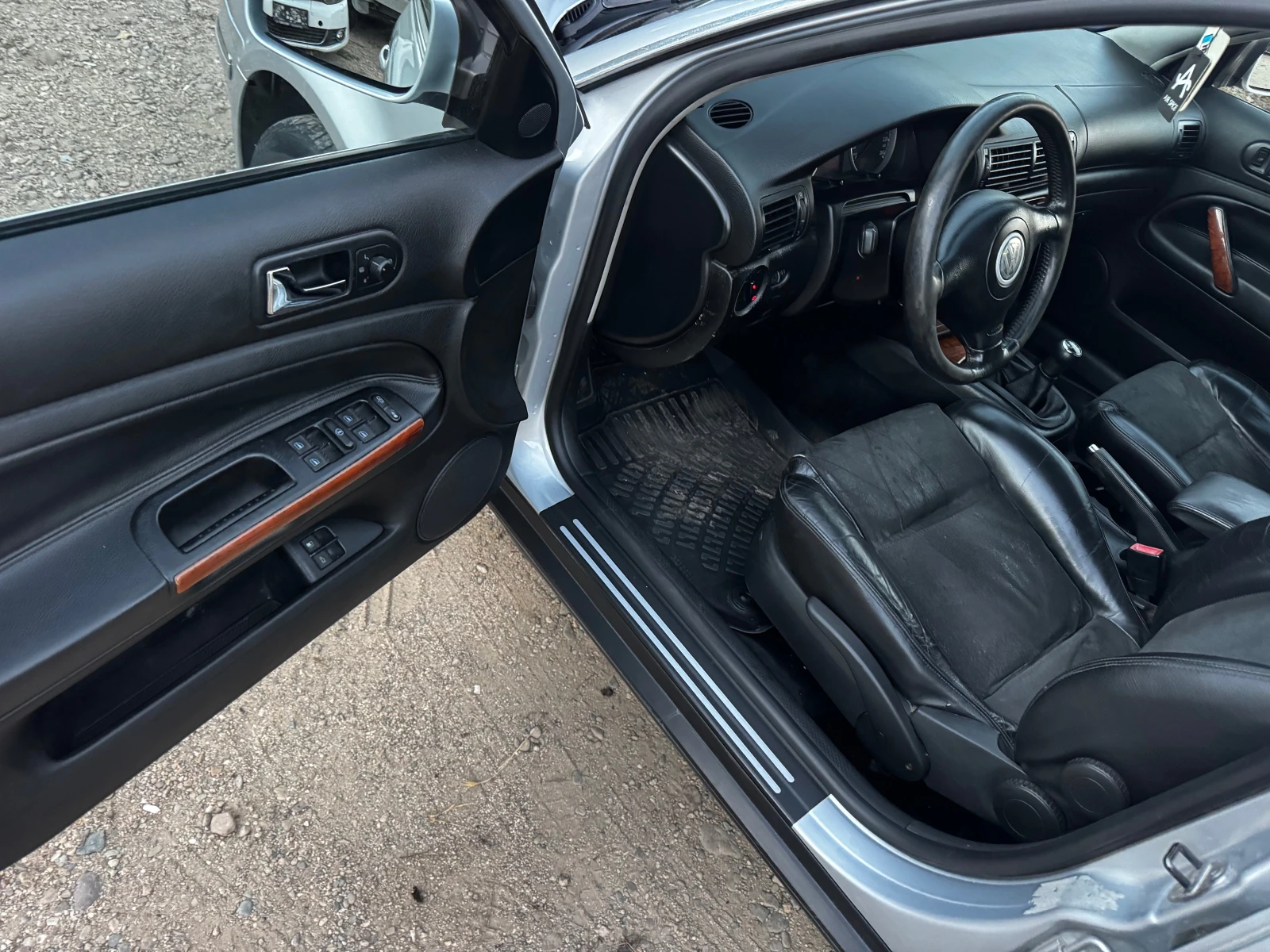 VW Passat 1.9TDI-131* HIGH LINE*  | Mobile.bg � ����������� 11