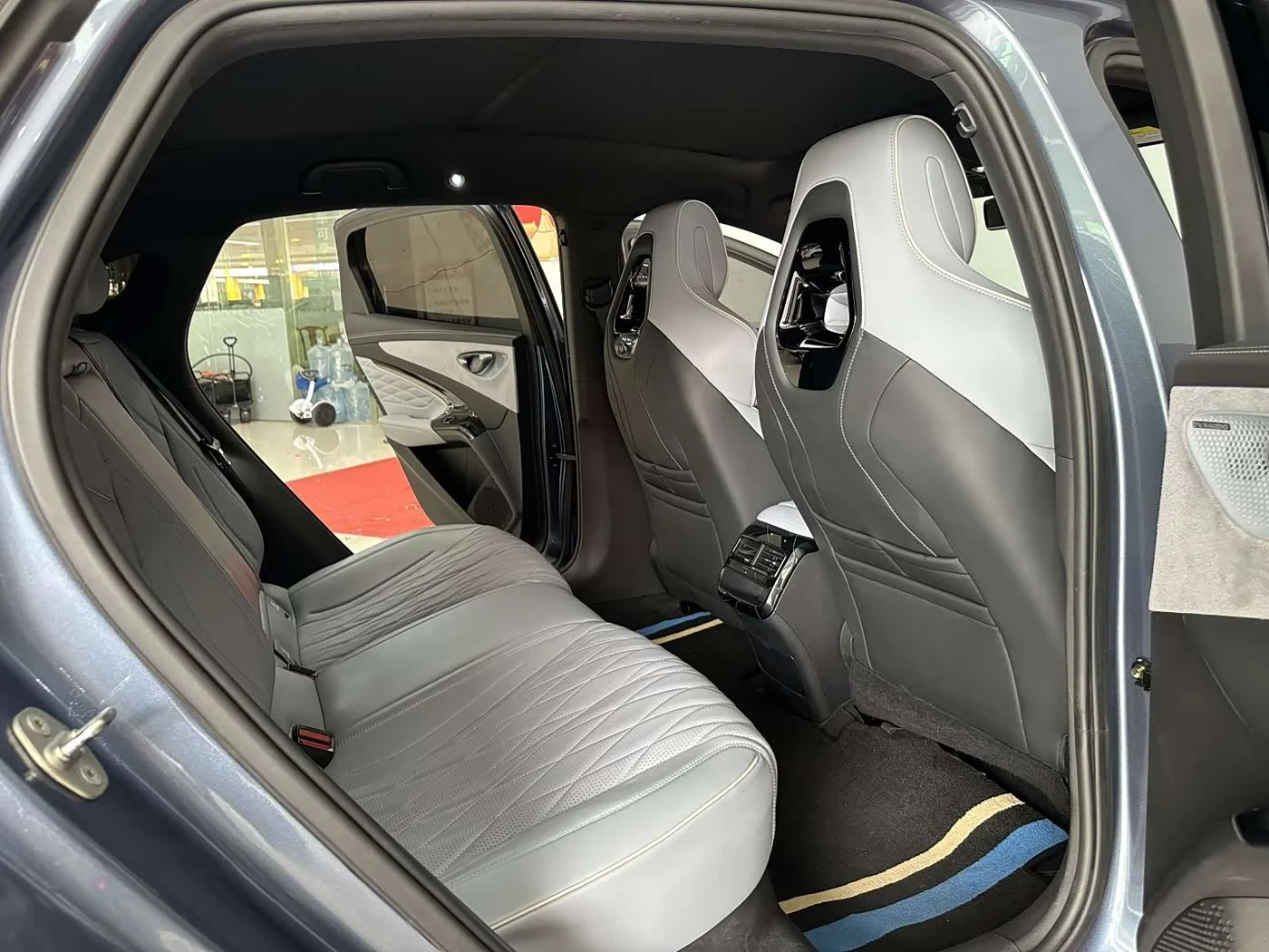 BYD Seal 650km AWD Performance, снимка 8 - Автомобили и джипове - 56655767