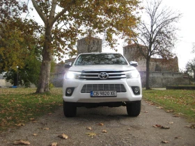 Обява за продажба на Toyota Hilux 2.4D4D ~51 000 лв. - изображение 1