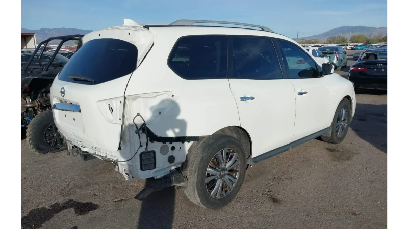 Nissan Pathfinder 3.5i V6, снимка 6 - Автомобили и джипове - 48629331