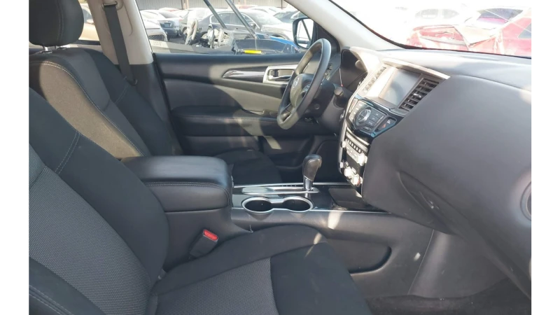 Nissan Pathfinder 3.5i V6, снимка 7 - Автомобили и джипове - 48629331