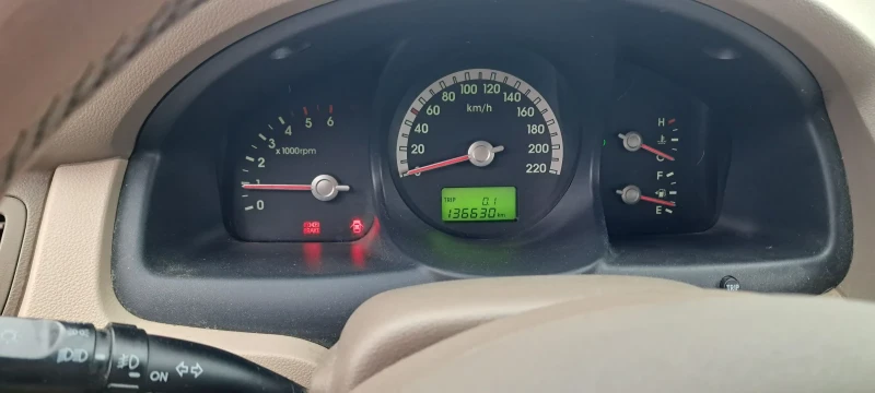 Kia Sportage 4x4, снимка 11 - Автомобили и джипове - 49958343