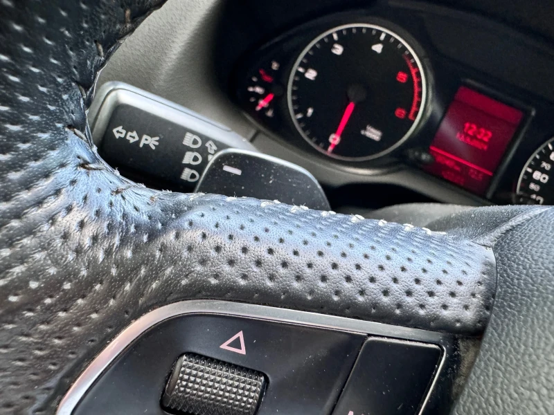 Audi Q5 KEYLESS     F1      S Line, снимка 14 - Автомобили и джипове - 52012204