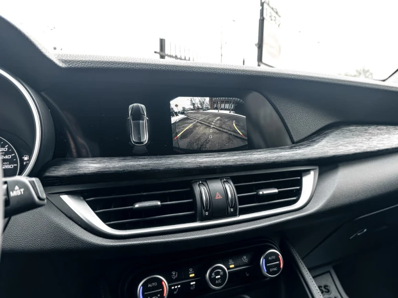 Alfa Romeo Stelvio * SPRINT* AWD* Автокредит(Цена до БГ), снимка 14 - Автомобили и джипове - 53289554