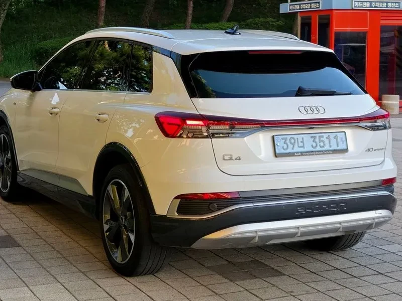 Audi Q4 40 Premium - ���� 30% ����� | Mobile.bg � ����������� 4