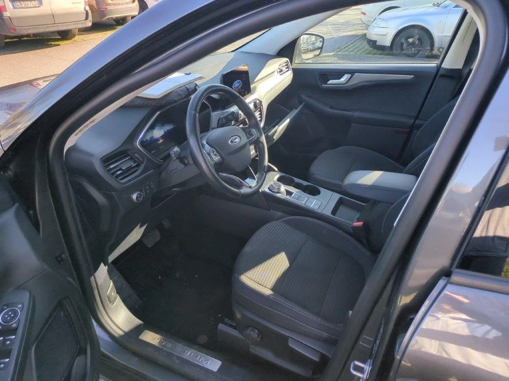 Ford Kuga Titanium  1.5d - изображение 4