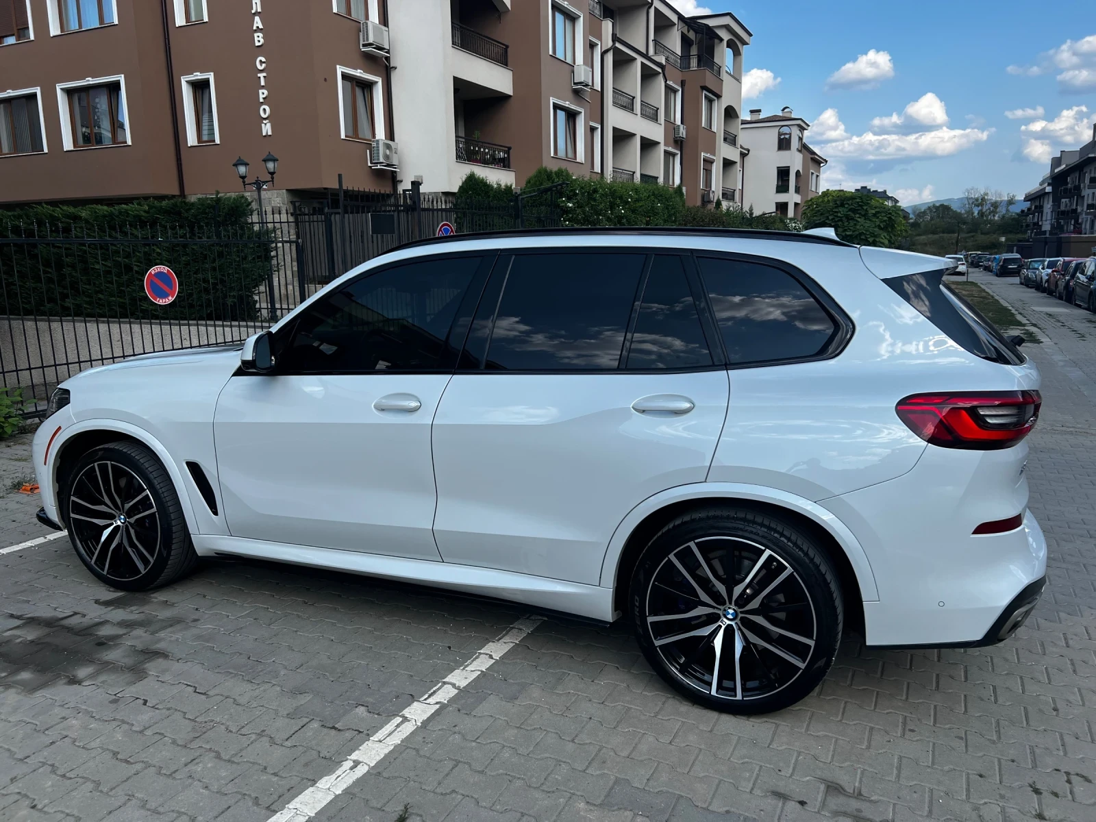 BMW X5 40i M Package - изображение 5