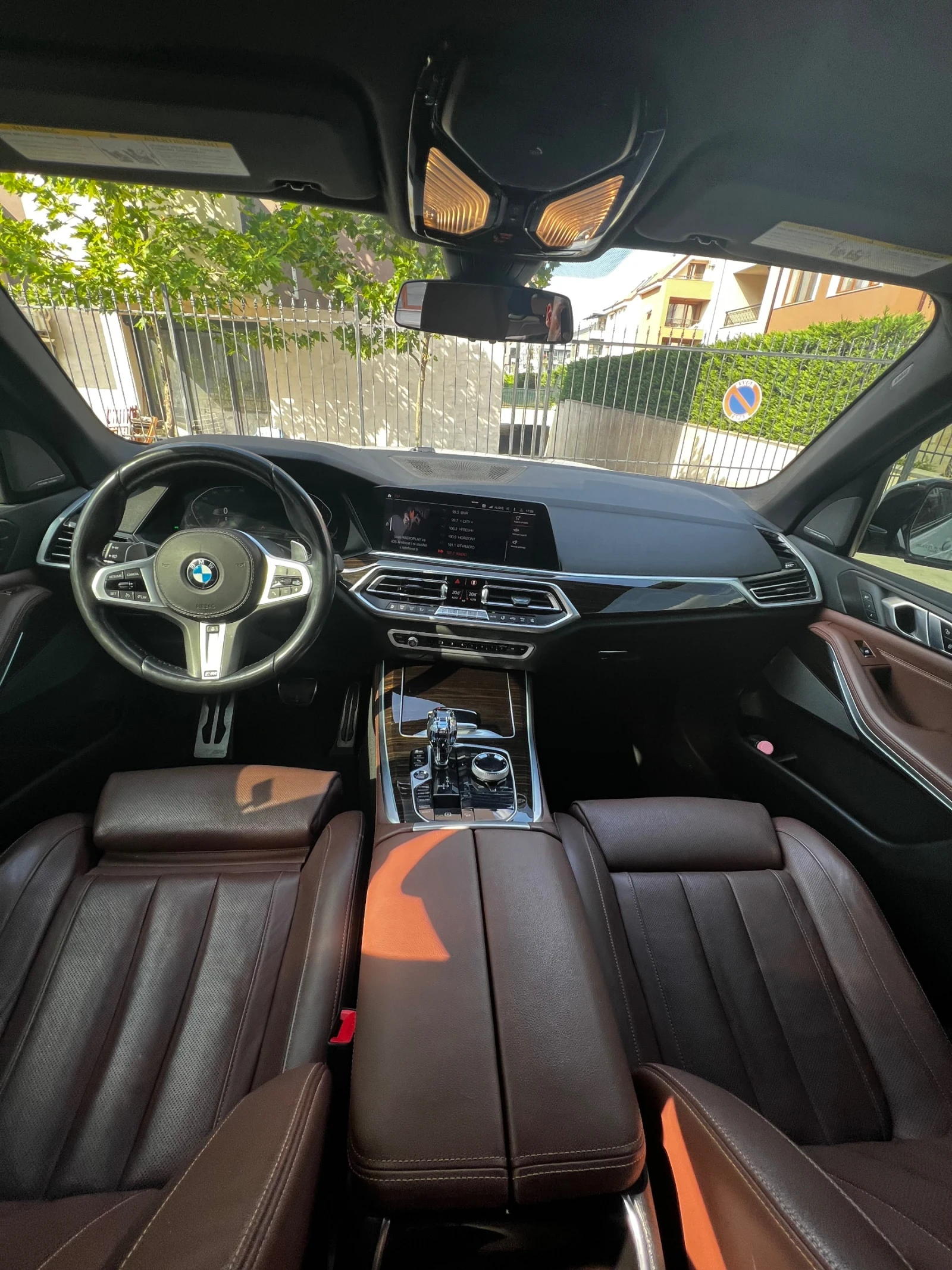 BMW X5 40i M Package - изображение 8