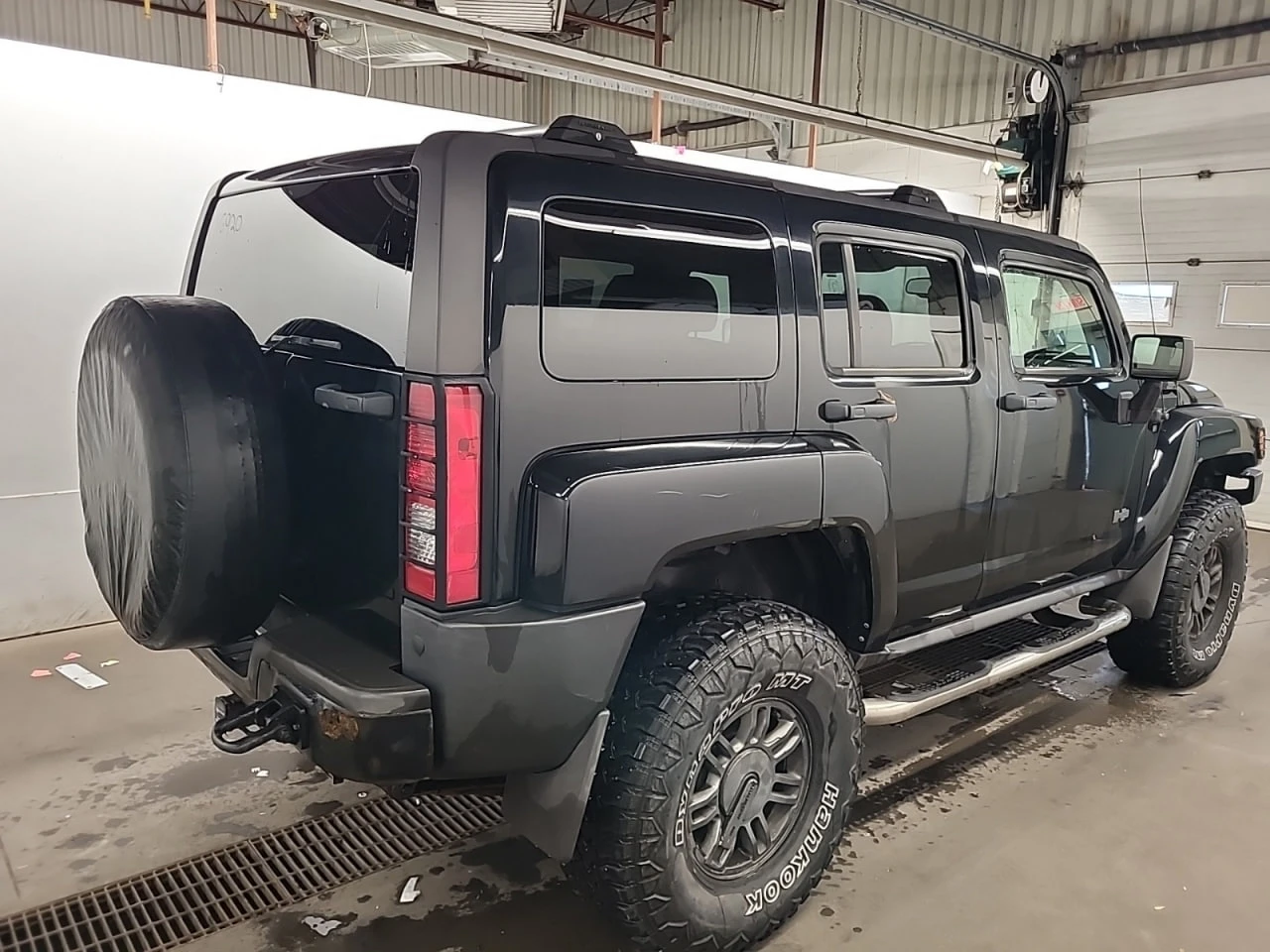 Hummer H3 CARFAX* АВТОФИНАНСИРАНЕ БЕЗ ПЪРВОНАЧАЛНА ВНОСКА - изображение 3