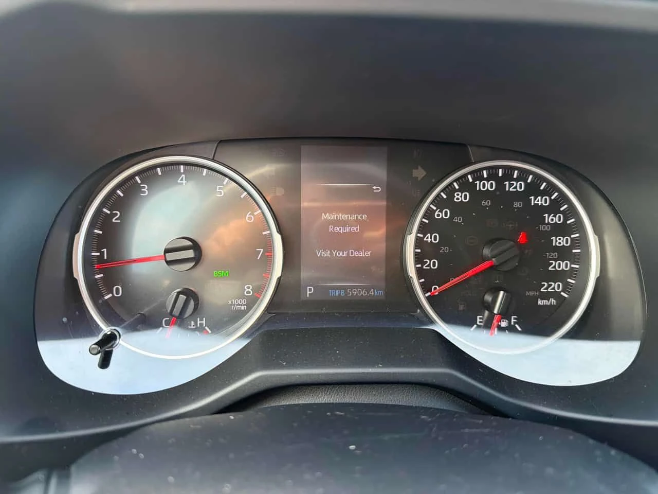 Toyota Rav4 * XLE * ШИБИДАХ * ПОДГРЕВ * ОТ ПРЕДСТАВИТЕЛСТВО, снимка 8 - Автомобили и джипове - 54508262