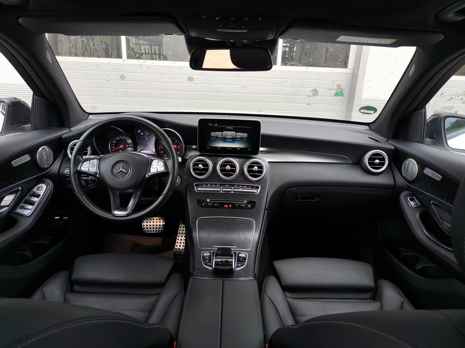 Mercedes-Benz GLC 250 CDI/AMG/9SK/4-MATIC/HOLANDIA/FULL EXTRA, снимка 6 - Автомобили и джипове - 54537215