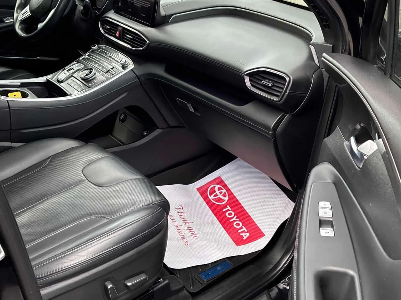 Hyundai Santa fe Ultimate Calligraphy  CARFAX, снимка 15 - Автомобили и джипове - 54537178