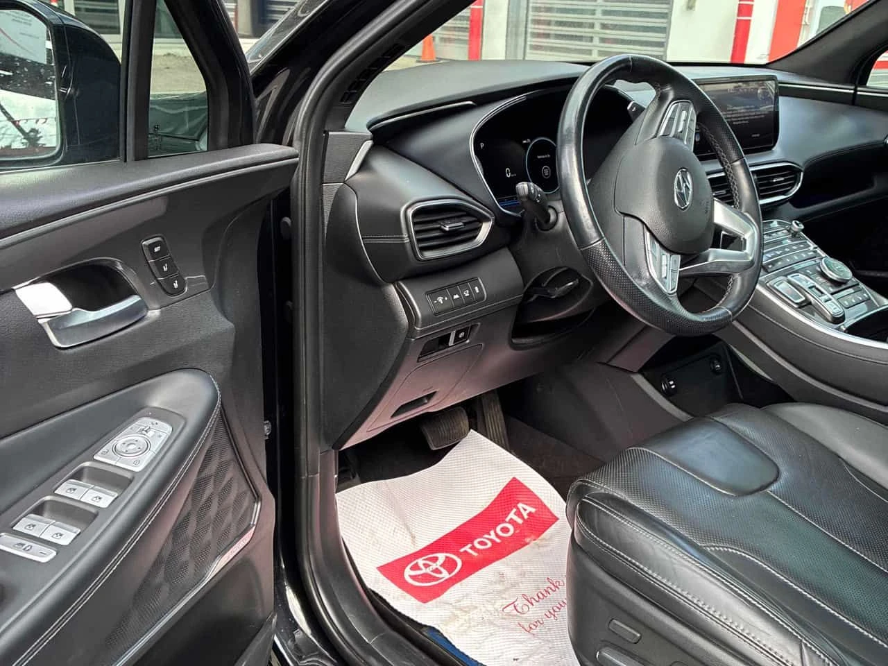 Hyundai Santa fe Ultimate Calligraphy  CARFAX, снимка 5 - Автомобили и джипове - 54537178